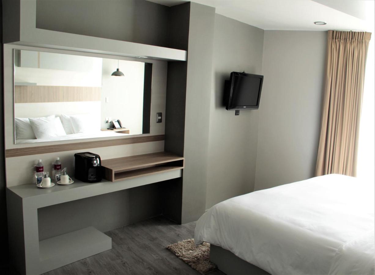 Esduma Hk Hotel Pachuca Εξωτερικό φωτογραφία